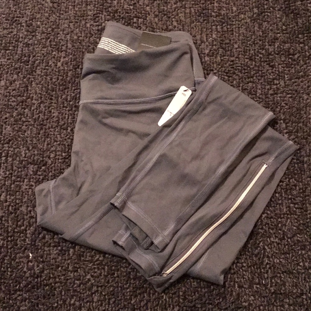 Victoria’s Secret Sport Medium Rise Leggings